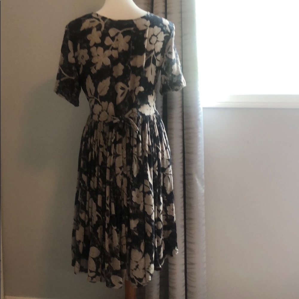 Vintage floral baby doll style dress - Picture 4 of 6